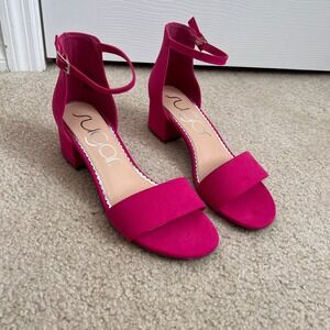 NEW Sugar Noelle Low Block Heel Ankle Strap Sandal Hot Pink Women's‎ 9.5M